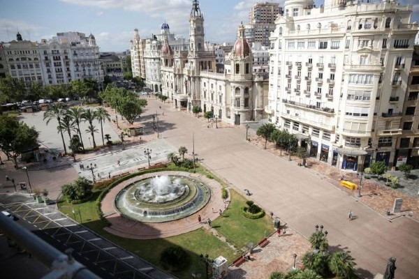 plaza del ayuntamiento valencia