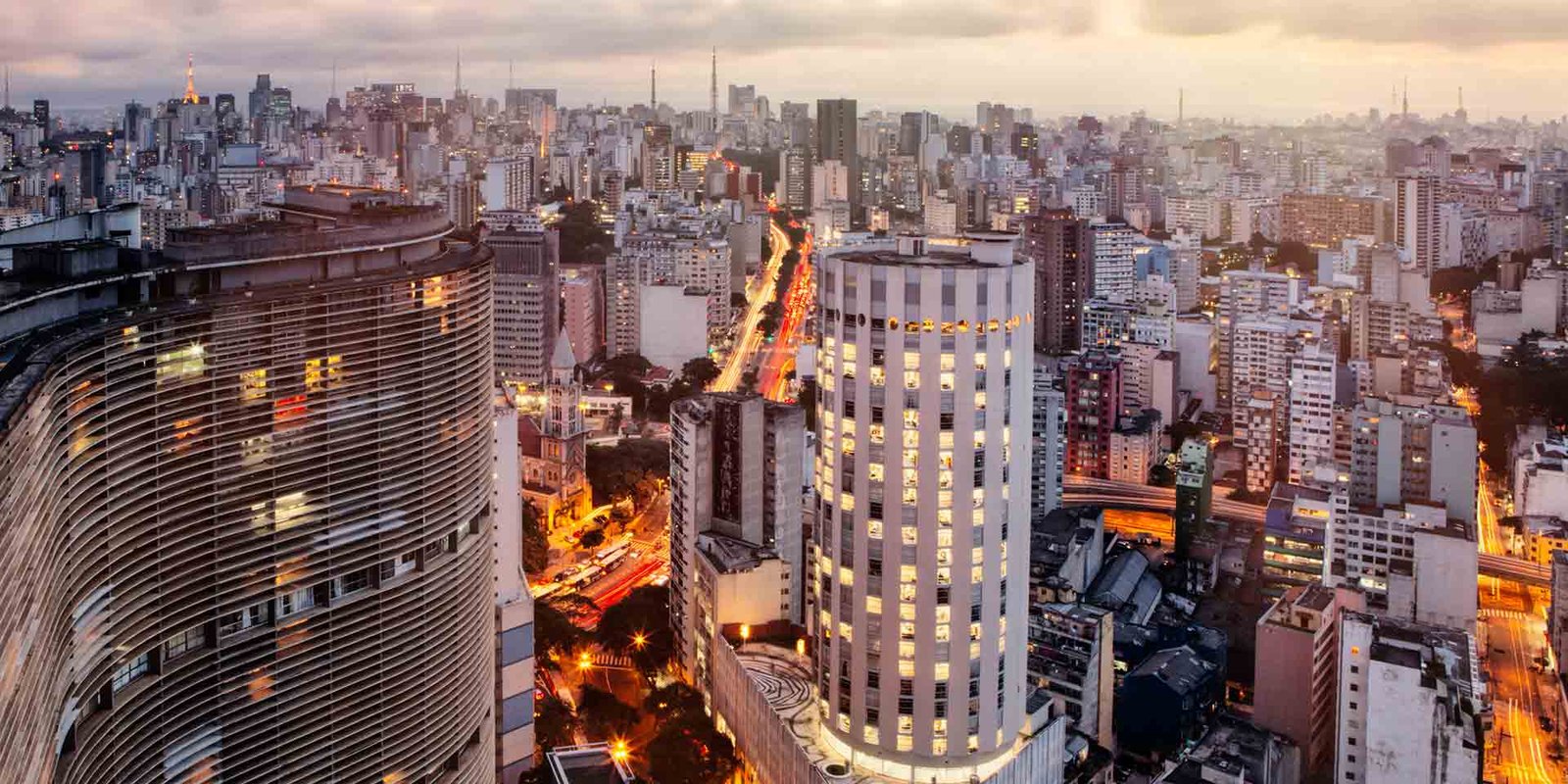 10 Lugares Increíbles para Visitar en Brasil: La Guía Definitiva 4 Alamy F3EFXH Edificio Copan